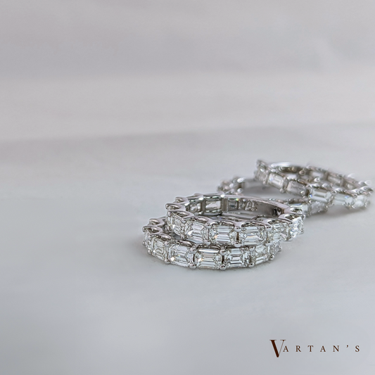 Emerald Cut Diamond Band